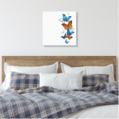 Flying Butterflies Morpho und Monarch Leinwanddruck (Insitu (Schlafzimmer))