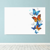 Flying Butterflies Morpho und Monarch Leinwanddruck (Insitu (Holzboden))