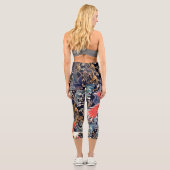 FLYING CRANES WELLEN, FRÜHSTÜCKE BLUMEN, Japanisch Capri Leggings (Rückseite)