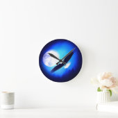 Flying Eagle & Moon Runde Wanduhr (Zuhause)