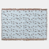 Flying Flamingos Throw Blanket (Light Blue) Decke (Vorderseite)