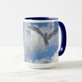 Flying Gull & Clouds Wildlife Birdlover Geschenk Tasse (VorderseiteRechts)