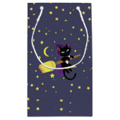 Flying Hexe Cat Kleine Geschenktüte (Rückseite)