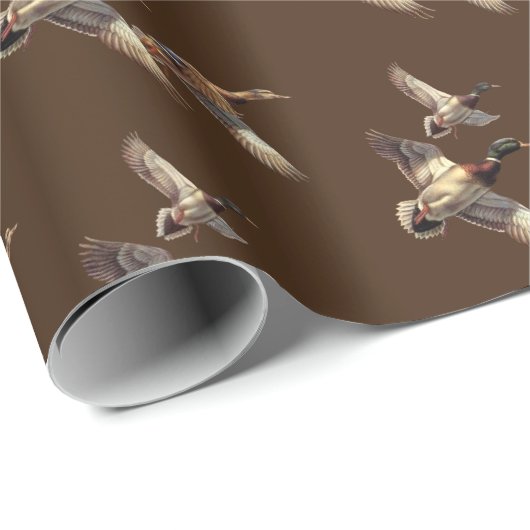 Flying Mallard Ducks Geschenkpapier (Rolleneckpunkt)