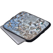 Flying Mallard Ducks Wildlife Gift Laptopschutzhülle (Vorne Knopf)
