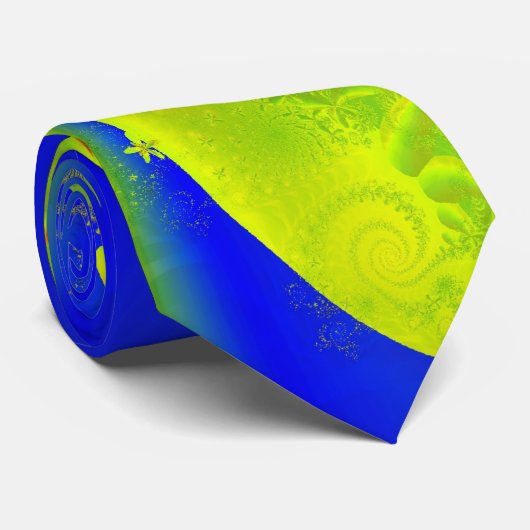 Flying Mandelbrot Krawatte (Gerollt)