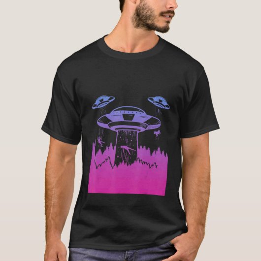 Flying Saucer UFO Astronauts are Aliens 5 T-Shirt (Vorderseite)