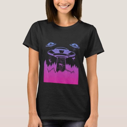 Flying Saucer UFO Astronauts are Aliens 5 T-Shirt (Vorderseite)