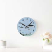 Flying Saucerys Runde Wanduhr (Zuhause)