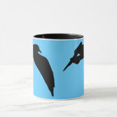 Flying Sea Gull Black Silhouette Anpassbare Tasse (Zentrum)