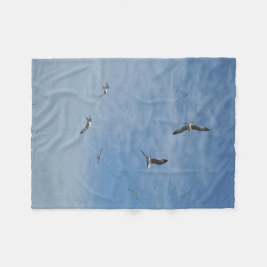 Flying Seagulls Fleece Blanket (Vorderseite (Horizontal))