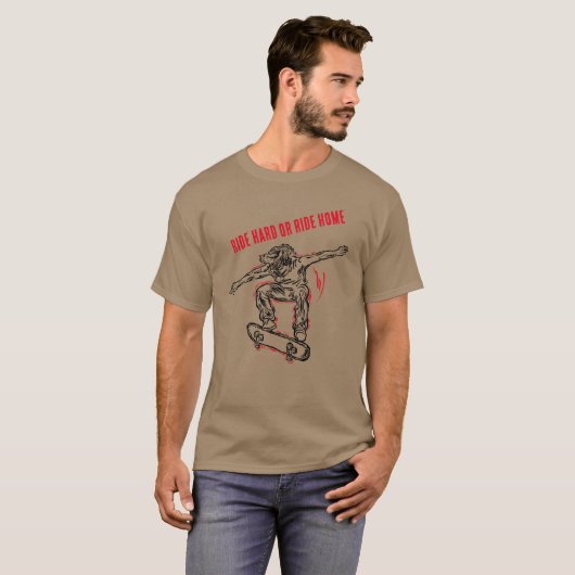 Flying Skater machen Halbair-Skateboarding T-Shirt (Vorne ganz)