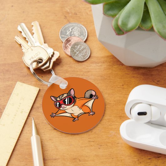 Flying Sugar Glider With Red Goggles Schlüsselanhänger (Schreibtisch)