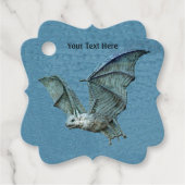 Flying Surreal Blue Bat mit weißem Gesicht auf bla Geschenkanhänger (Vorderseite)