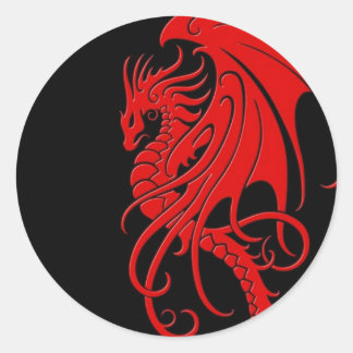 Flying Tribal Dragon - rot auf schwarz Runder Aufkleber