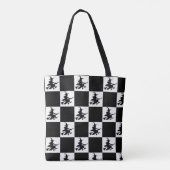 Flying Witch Black & White Checkered Tasche (Rückseite)