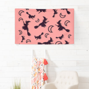Flying witter zwischen Halbmond zu Halloween-Nacht Banner