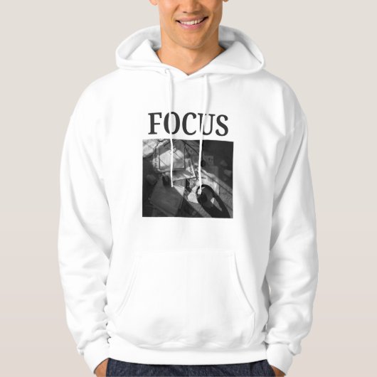 FOCUS - Dark Academia Minimalist Photography Hoodie (Vorderseite)