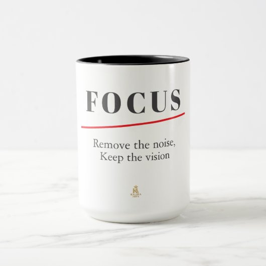 FOCUS Minimalist Motivational — Clean Mode Tasse (Zentrum)