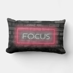 Focus Pink Neon Sign Lumbar Kissen