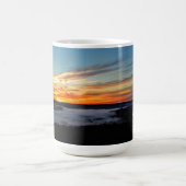 Foggy Cleveland Sunrise über die Metro Parks Kaffeetasse (Mittel)