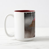 Foggy Lighthouse Zweifarbige Tasse (Links)