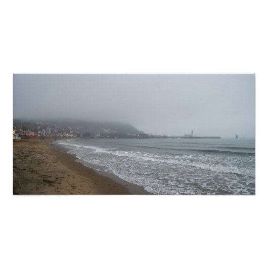 Foggy Morning on South Bay Beach, Scarborough Poster (Vorderseite)