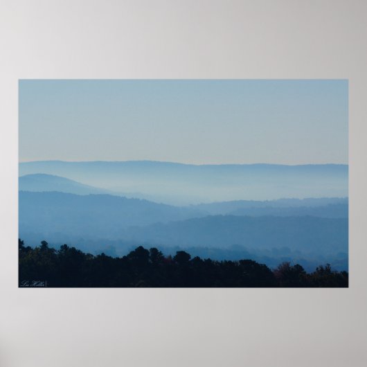 Foggy Morning Over the Ouachita Mountains Poster (Vorne)