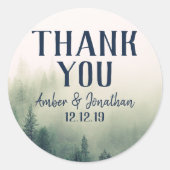 Foggy Mountain Gefälligkeitsaufkleber Runder Aufkleber (Vorderseite)