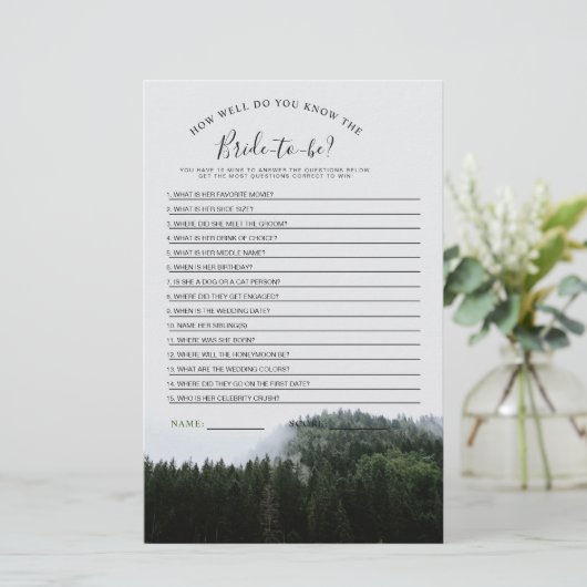 Foggy Pine Trees Rain Forest Brautparty Game (Stehend Vorderseite)