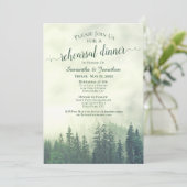 Foggy Pine Woods Green Wedding Probe & Dinner Einladung (Stehend Vorderseite)