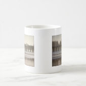 Foggy Santa Cruz Wharf Kaffeetasse (Mittel)