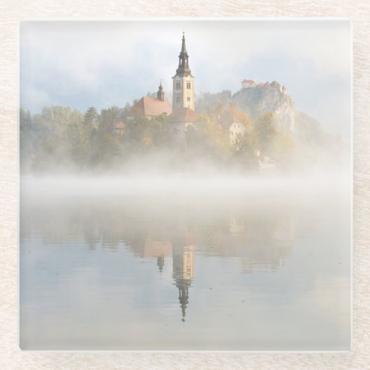 Foggy Sonnenaufgang am Bled-See Glasuntersetzer (Vorderseite)