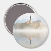 Foggy Sonnenaufgang am Bled-See Magnet (Vorderseite/Rückseite)