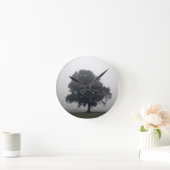 Foggy Tree Runde Wanduhr (Zuhause)