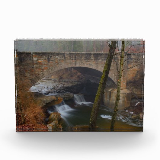 Foggy Wasserfall Bridge Fotoblock (Vorderseite)