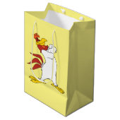 Foghorn Leghorn Arms Crossed Mittlere Geschenktüte (Vorderseite Schrägansicht)