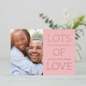 Foil Lots of Liebe Valentine's Day Card - Rosa Folieneinladung (Stehend vorne)