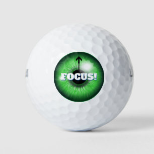 Fokus Golf Ball mit Pfeil