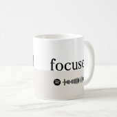 Fokussiert + Spotify Playlist Kaffeetasse (VorderseiteRechts)