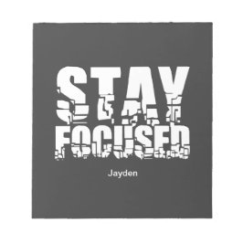 Fokussierte Motivierend Phrase mit Typografie blei Notizblock