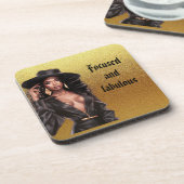 Fokussierter und fabelhafter Untersetzer für den u (Linke Seite)