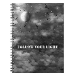 Folge deinem Licht Mond und Wolken Himmlisch Notizblock