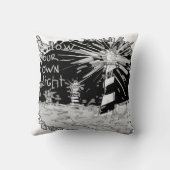 Folgen Sie Ihrem eigenen Licht Kissen (Rückseite)