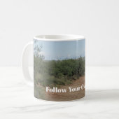 Folgen Sie Ihrem eigenen Weg Wüste Wanderweg Foto Kaffeetasse (Vorderseite Links)