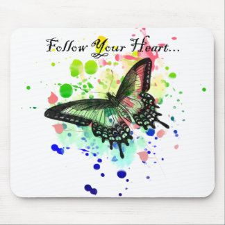 Folgen Sie Ihrer Herz-Schmetterlings-Farbe Mousepad