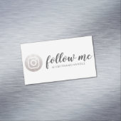Folgen Sie mir Social Media Instagram Silver Gray Magnetische Visitenkarte (Beispiel)