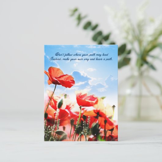 Folgen Sie nicht, wohin Ihr Pfad führen kann.. Postkarte (Stehend Vorderseite)