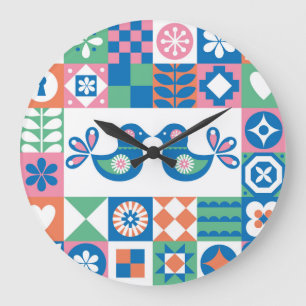 Folklore-Blumenkarte: Skandinavisches Design. Große Wanduhr