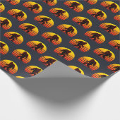 Folklore-Kreatur Bigfoot mit einer untergehenden S Geschenkpapier (Ecke)